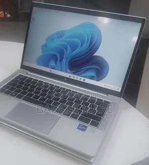 New Laptop HP EliteBook 830 G8 16GB Intel Core i5 SSD 512GB