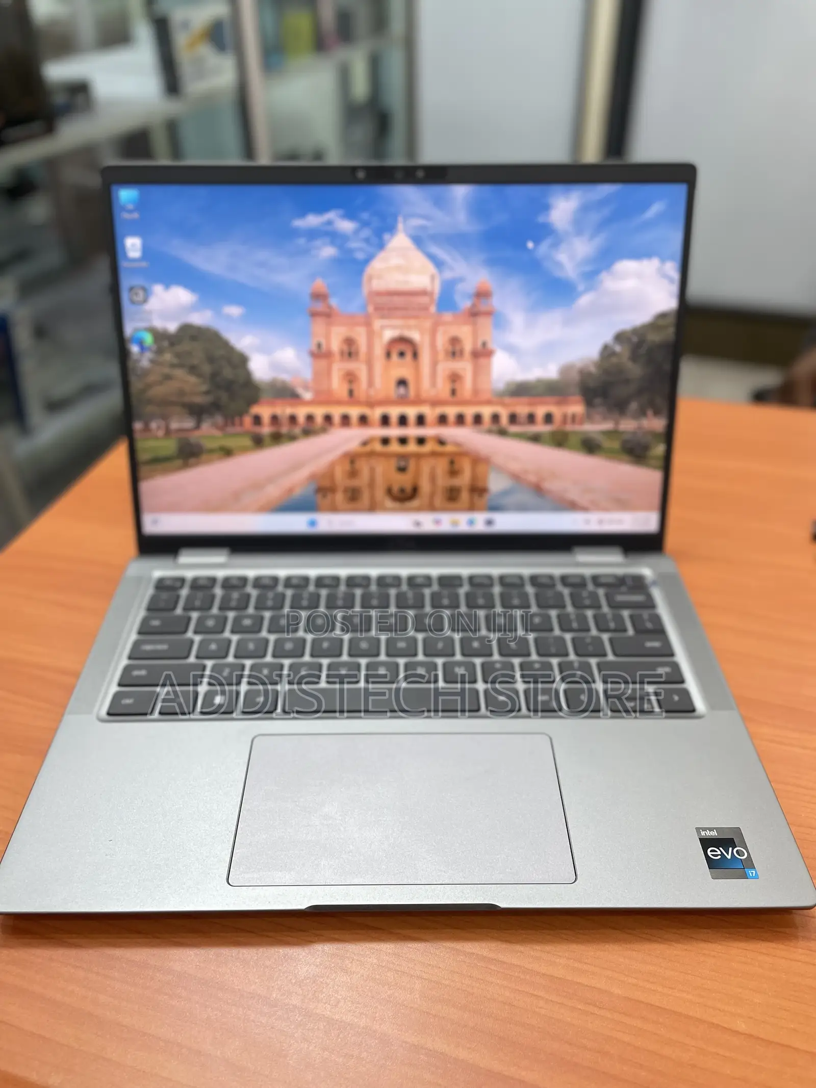 New Laptop Dell Latitude 7440 32GB Intel Core i7 SSD 512GB