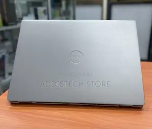 New Laptop Dell Latitude 7440 32GB Intel Core i7 SSD 512GB