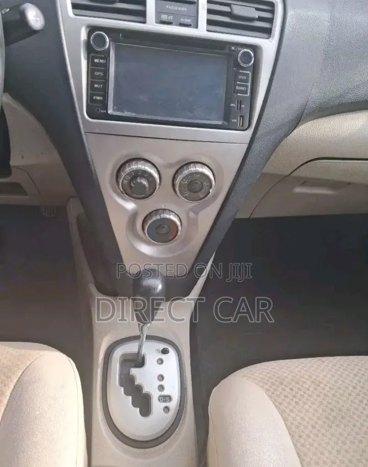 Toyota Yaris 2007 Silver