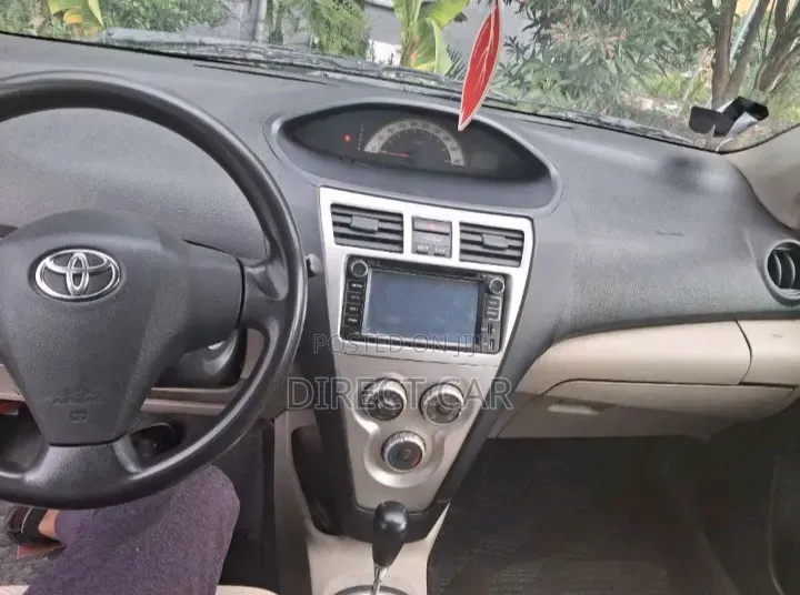Toyota Yaris 2007 Silver