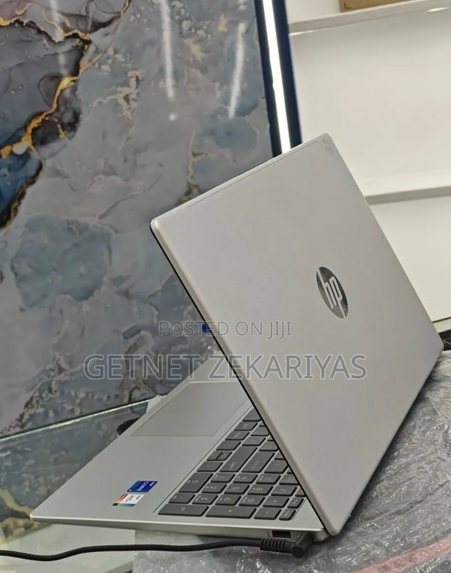 New Laptop HP Stream Notebook 16GB Intel Core i5 SSD 1T