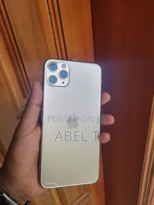 Apple iPhone 11 Pro Max 64 GB White