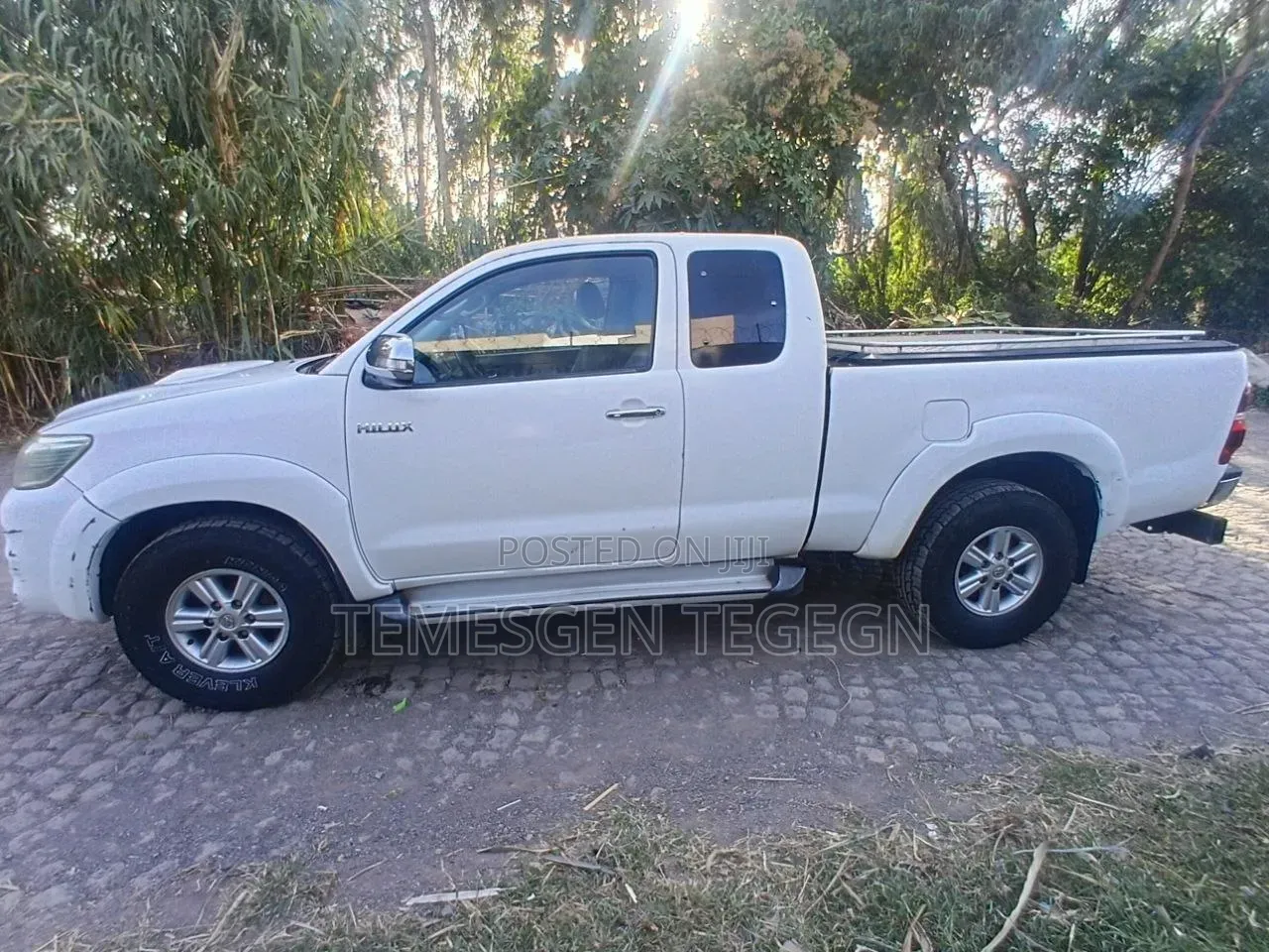 Toyota Hilux 2013 White
