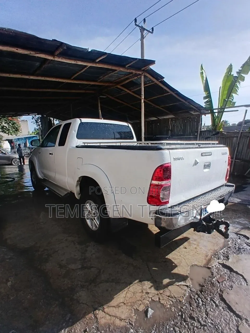 Toyota Hilux 2013 White