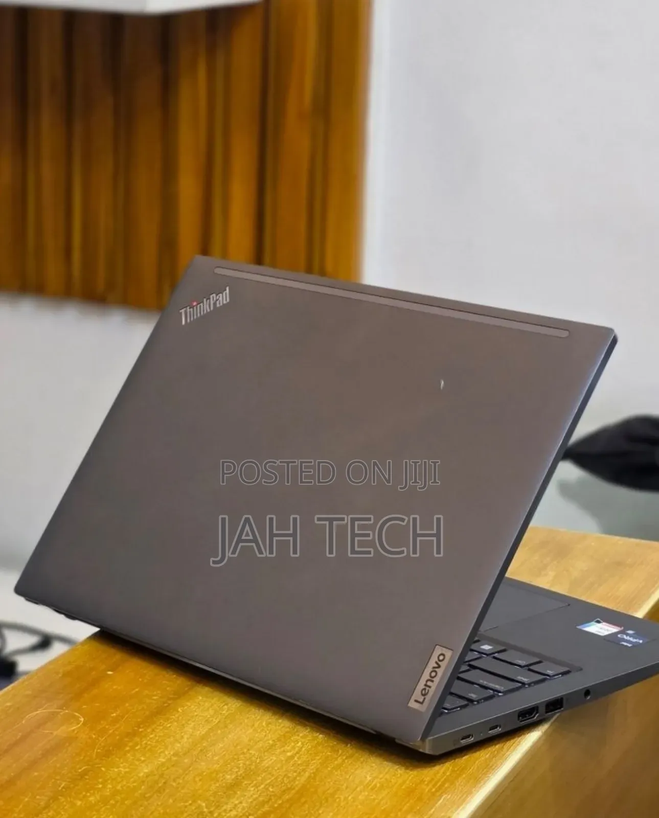 New Laptop Lenovo ThinkPad T14s Gen 2 16GB Intel Core i7 SSD 512GB