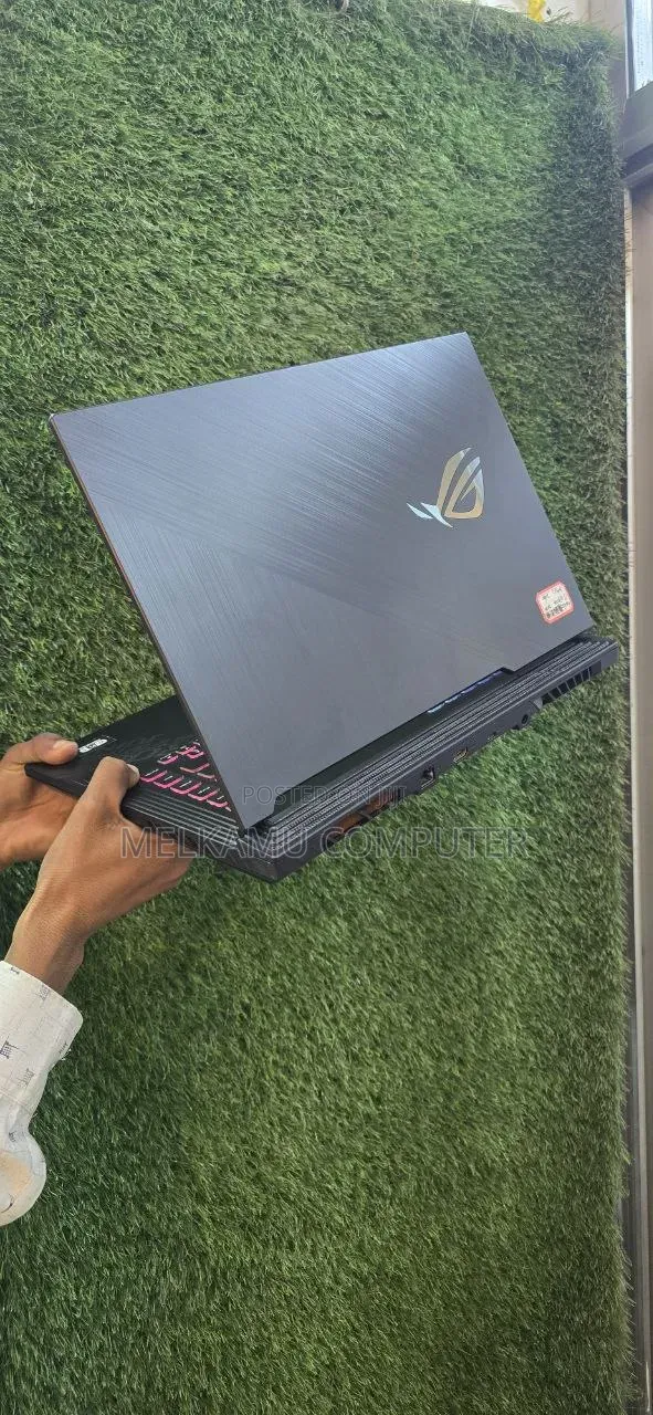 New Laptop Asus ROG Strix G15 16GB Intel Core i7 SSD 512GB