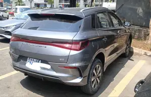 BYD E2 43 kWh 94 hp FWD 2024 Gray