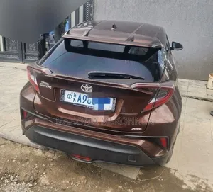 Toyota C-HR 2017 Brown