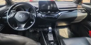 Toyota C-HR 2017 Brown