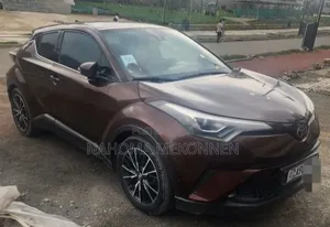 Toyota C-HR 2017 Brown