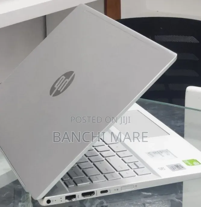 New Laptop HP Pavilion 14 8GB Intel Core i5 SSD 512GB