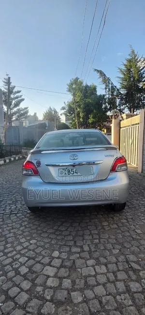Toyota Belta 2008 Silver