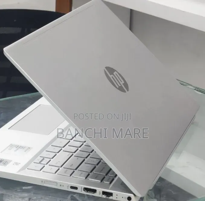 New Laptop HP Pavilion 14 8GB Intel Core i5 SSD 512GB