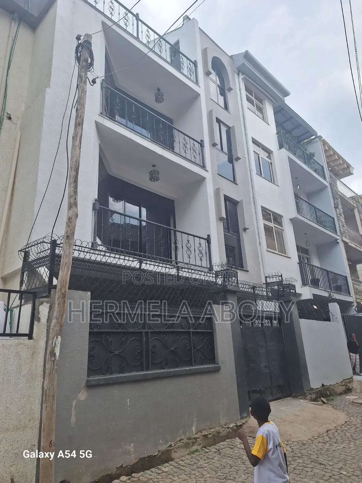 6bdrm House in Lebu 94, Nifas Silk-Lafto for sale