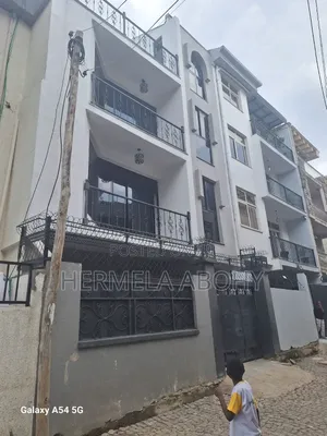 6bdrm House in Lebu 94, Nifas Silk-Lafto for sale
