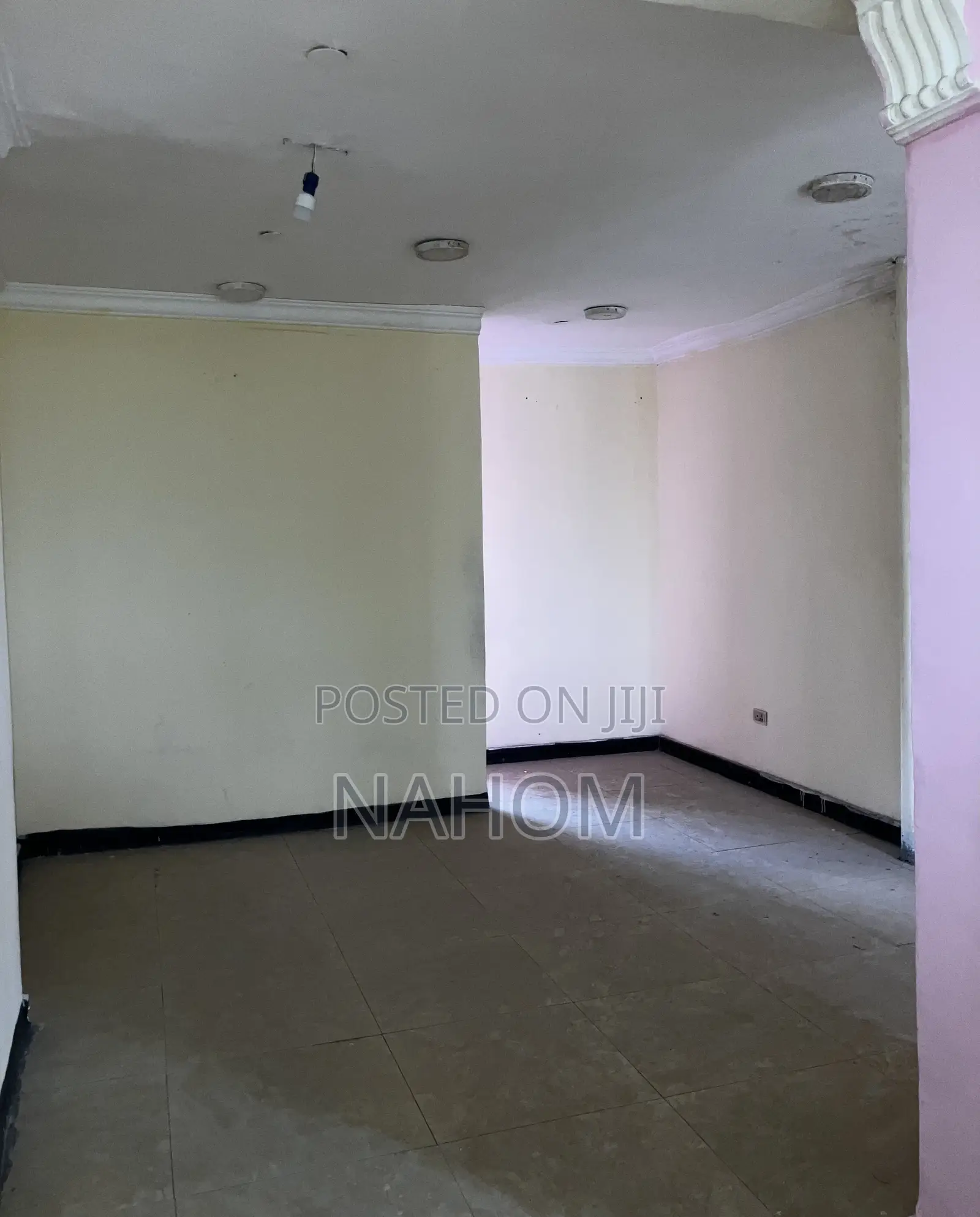1bdrm Apartment in Block 51, Addis Ketema for sale