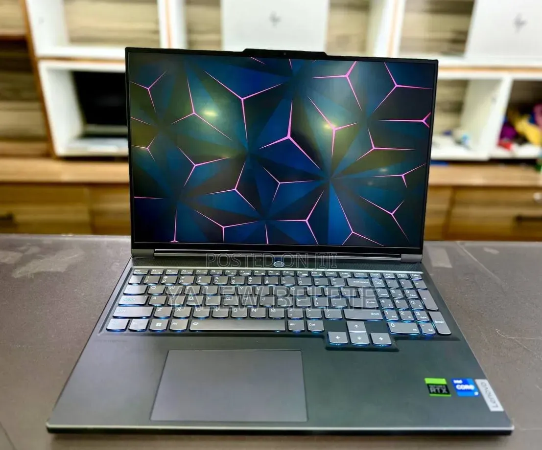 New Laptop Lenovo Legion 5 16GB Intel Core i7 SSD 512GB