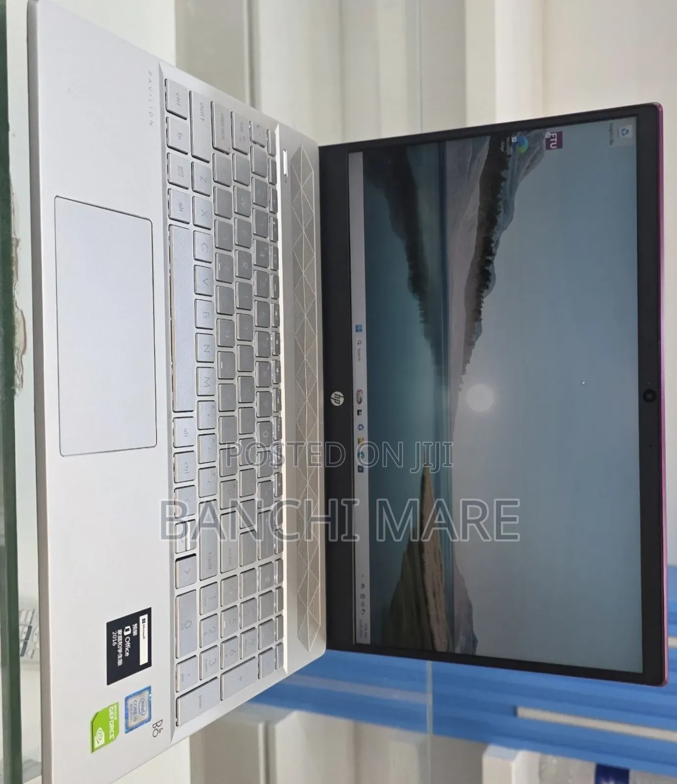 New Laptop HP Pavilion 13 16GB Intel Core i5 SSD 512GB