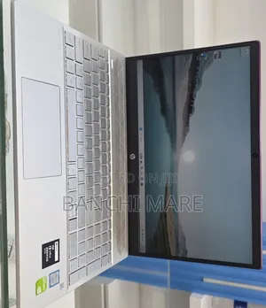 New Laptop HP Pavilion 13 16GB Intel Core i5 SSD 512GB