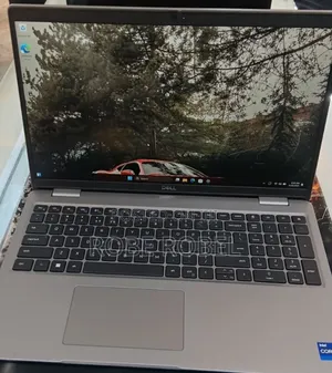 New Laptop Dell Latitude 5310 16GB Intel Core i7 SSD 512GB