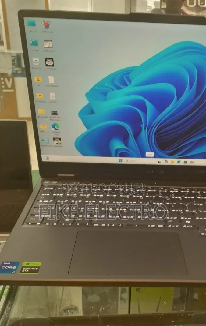 New Lenovo Legion Y7000P IRX9 Gaming Laptop 24GB Intel Core i7 SSD 1T