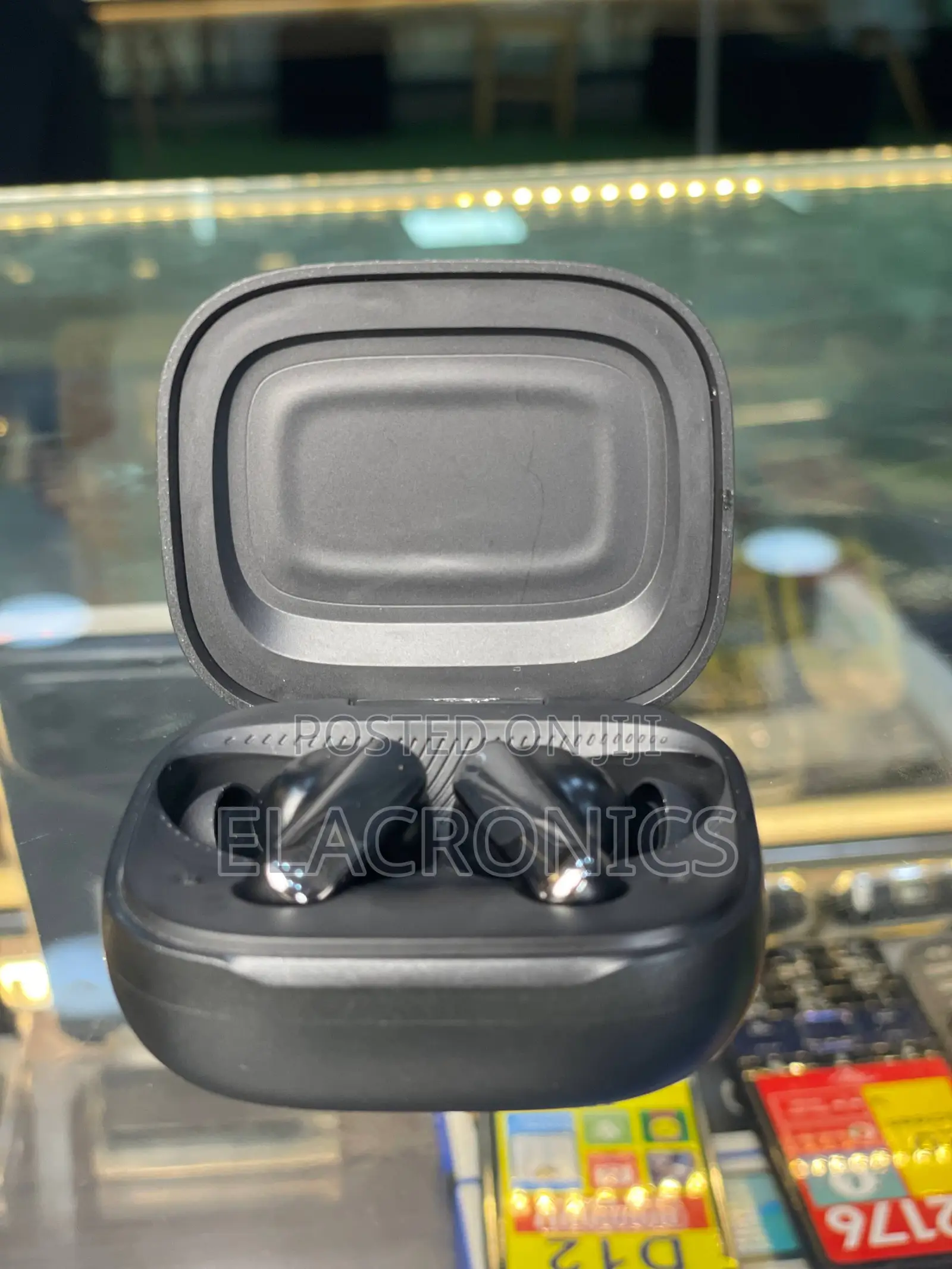 JBL Beam 3airpod or Earbuds
