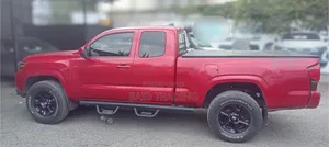 Toyota Tacoma 2018 Red