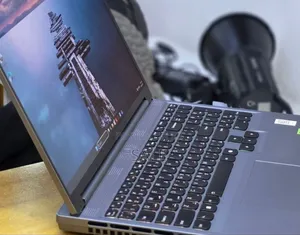 New Laptop Lenovo Legion 5 16GB AMD Ryzen 7 SSD 1T