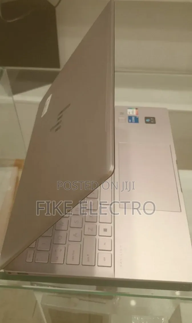 New Laptop HP Pavilion 14 16GB Intel Core i5 SSD 1T