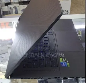 New Laptop Asus ROG Zephyrus G16 16GB Intel Core i7 SSD 512GB