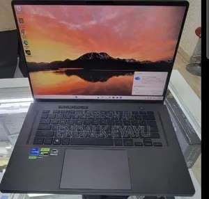 New Laptop Asus ROG Zephyrus G16 16GB Intel Core i7 SSD 512GB