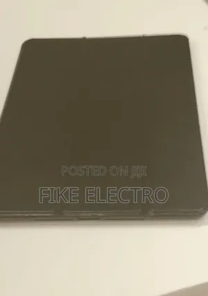 New Apple iPad 10.2 (2021) 64 GB Black