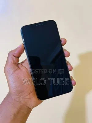 Apple iPhone XS 64 GB White