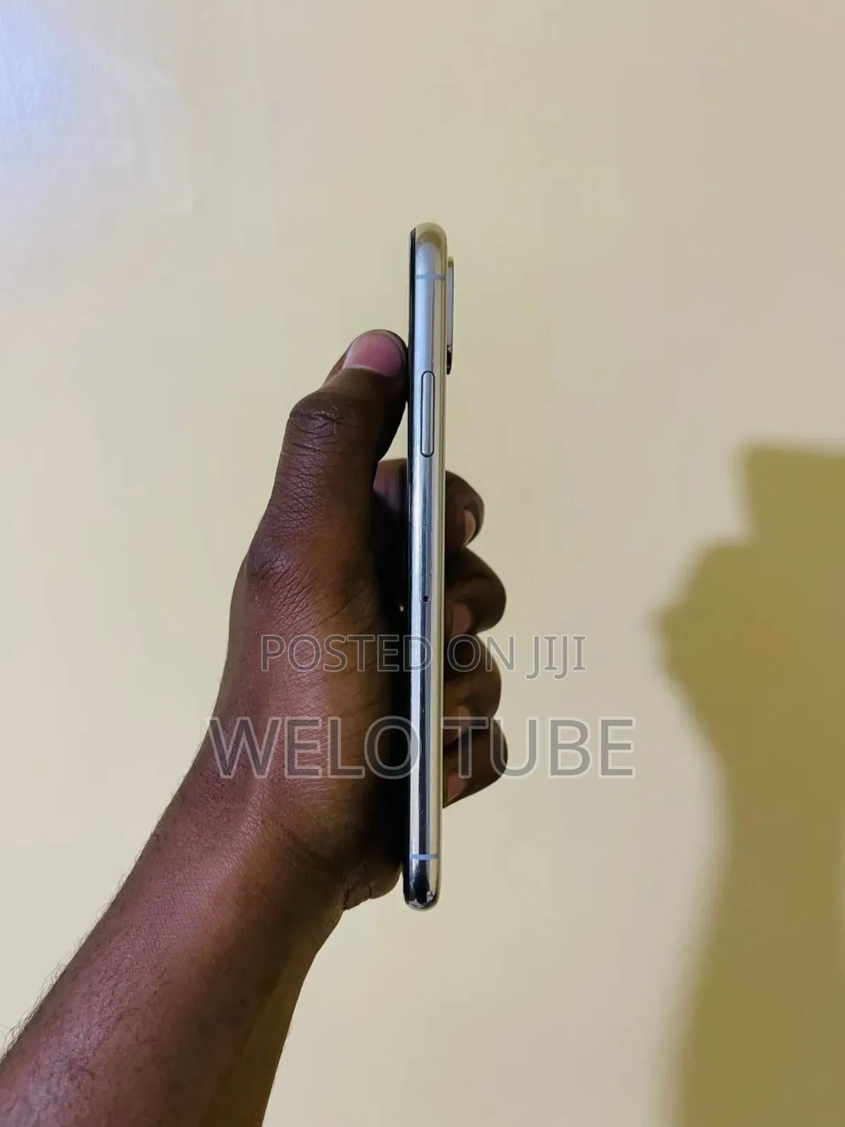 Apple iPhone XS 64 GB White