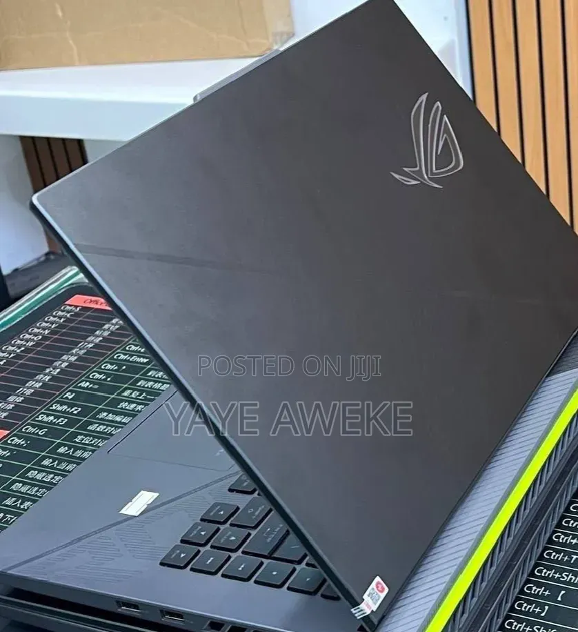 New Laptop Asus ROG Strix G15 16GB Intel Core i9 SSD 1T