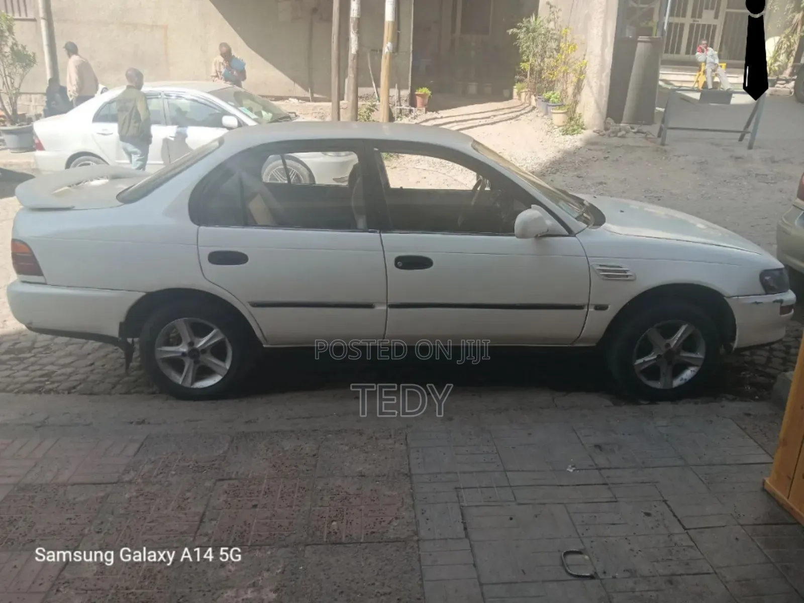 Toyota Carina 1.5 FWD Sedan 1995 White
