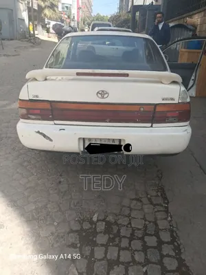 Toyota Carina 1.5 FWD Sedan 1995 White
