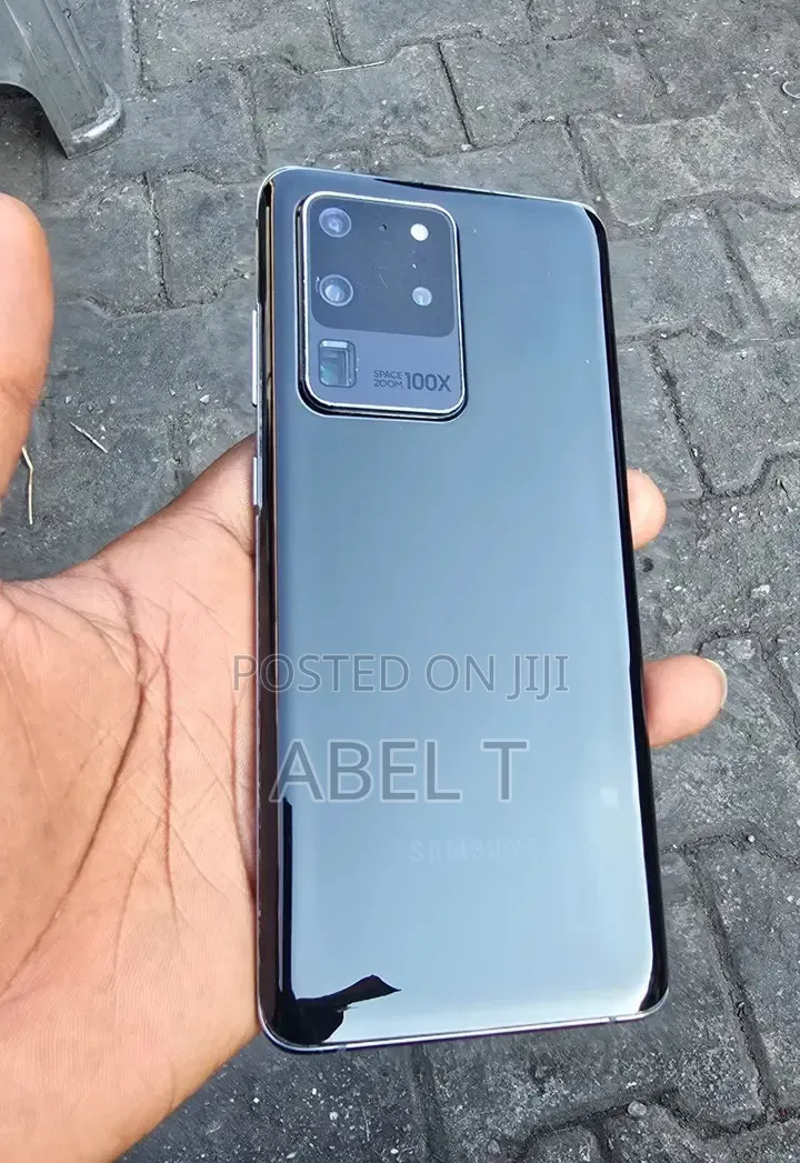 New Samsung Galaxy S20 Ultra 5G 256 GB Gray
