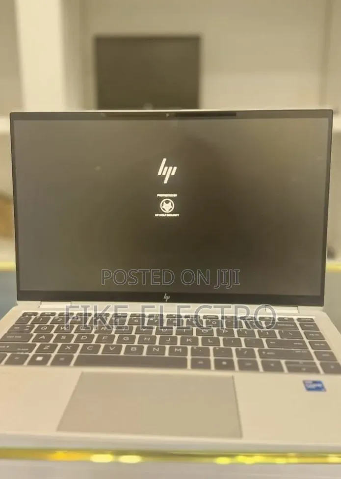 New Laptop HP EliteBook 1040 G8 32GB Intel Core i7 SSD 512GB