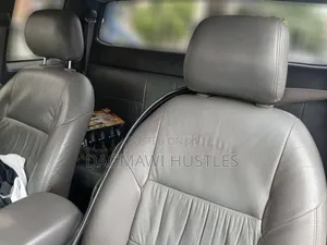 Toyota Hilux 2012 Blue