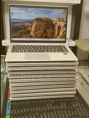 New Laptop HP EliteBook 840 G8 16GB Intel Core i7 SSD 512GB