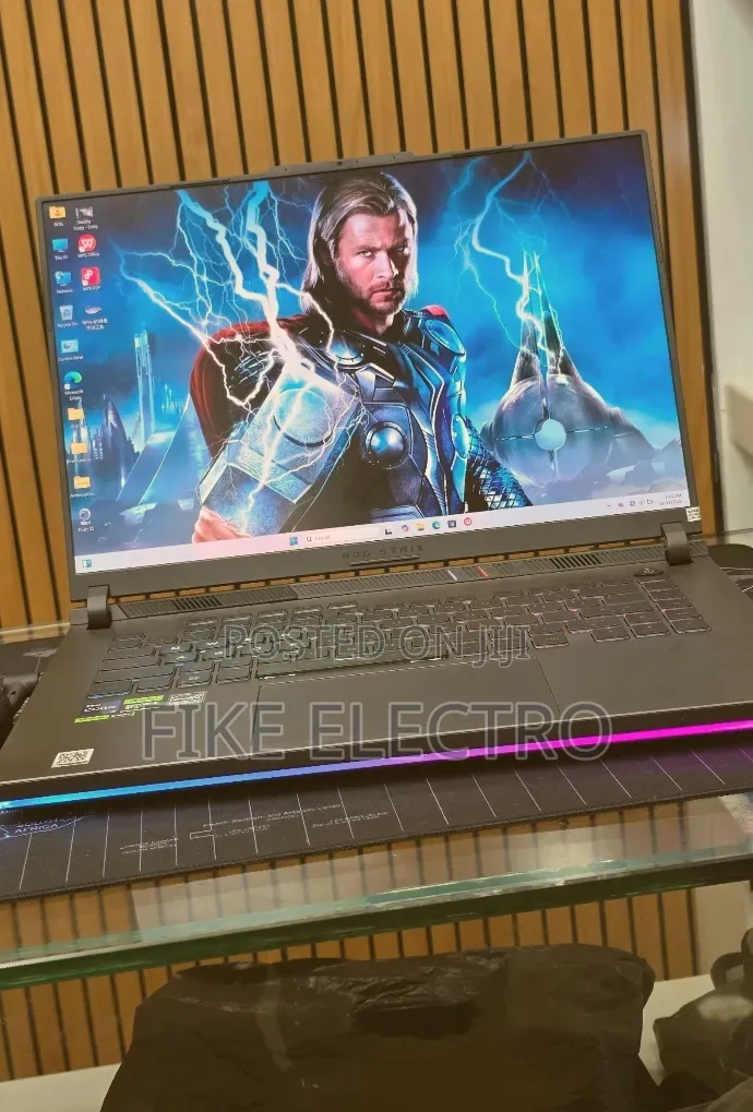New Laptop Asus ROG Strix G16 16GB Intel Core i9 SSD 1T