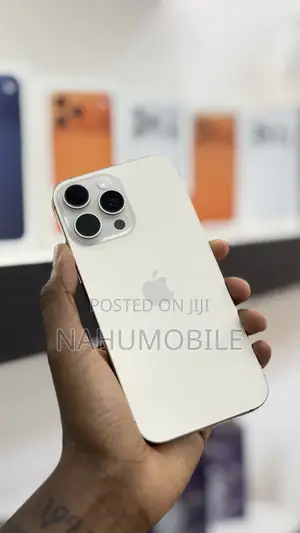 Apple iPhone 15 Pro Max 256 GB White