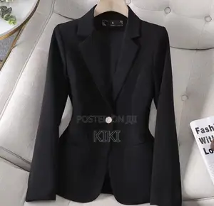 Upgrade Your Wardrobe With This Elegant Women’S Blazer