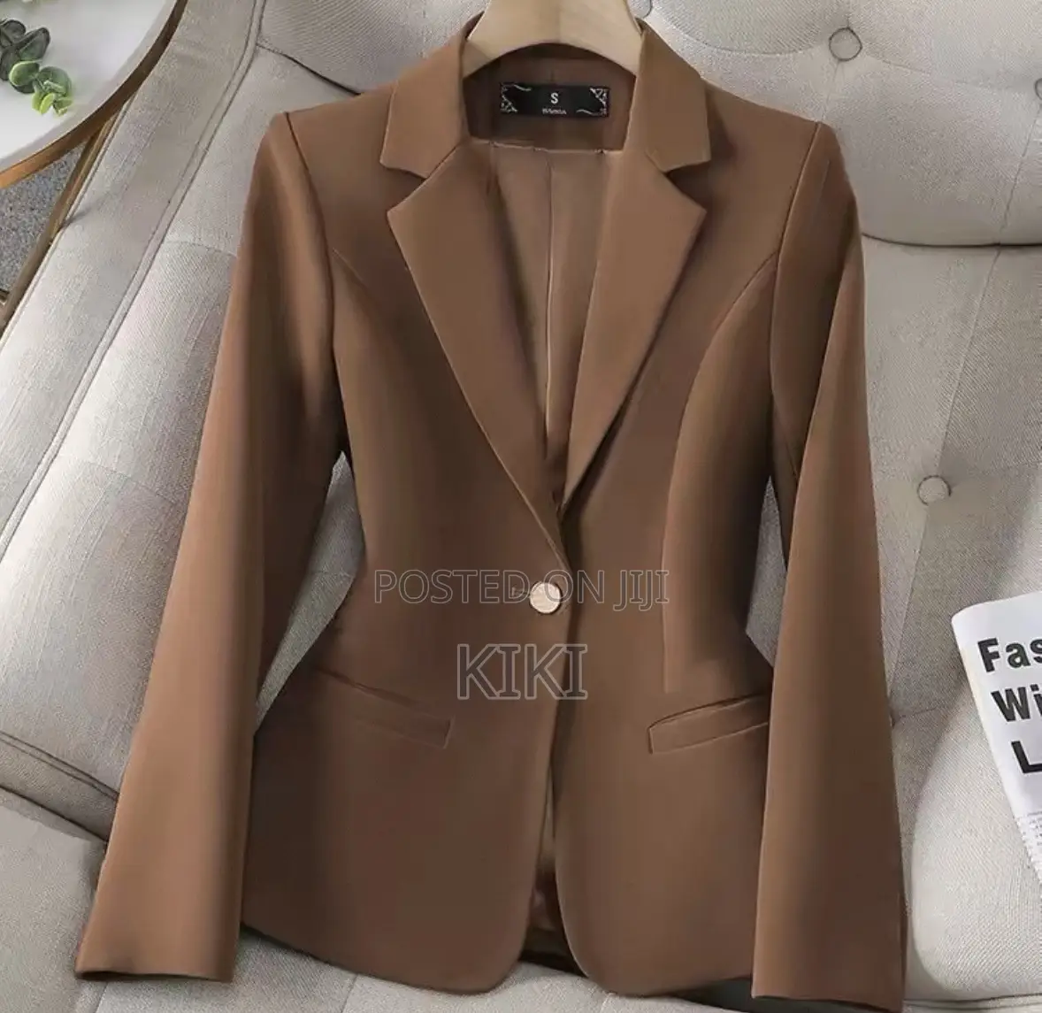 Upgrade Your Wardrobe With This Elegant Women’S Blazer
