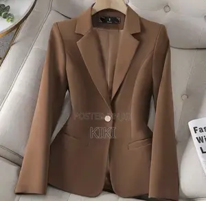 Upgrade Your Wardrobe With This Elegant Women’S Blazer