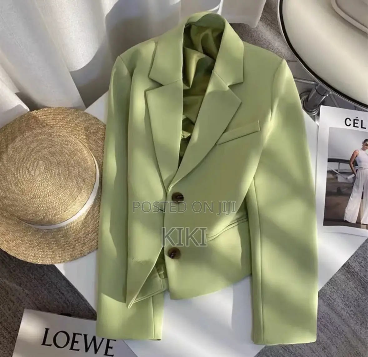 Upgrade Your Wardrobe With This Elegant Women’S Blazer