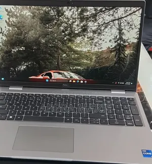 New Laptop Dell Latitude 5540 16GB Intel Core i7 SSD 512GB
