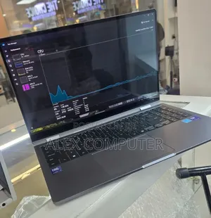 New Laptop Samsung 16GB Intel Core Ultra 7 SSD 512GB